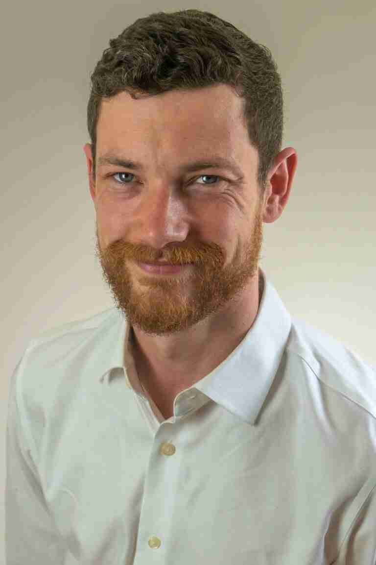 Rob-Headshot